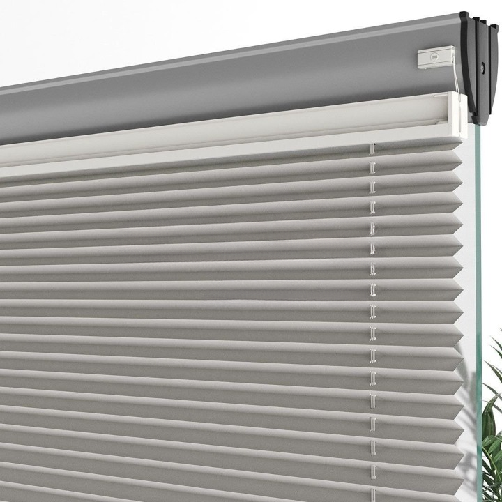 16 MM Cream Dimout Pleated Blind