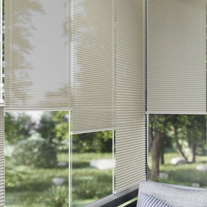 16 MM Diamond Series Off White Pleated Blind