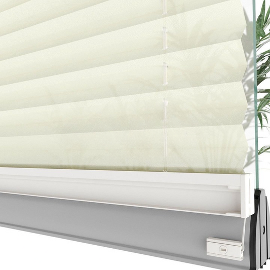 16 MM Diamond Series Cream Pleated Blind