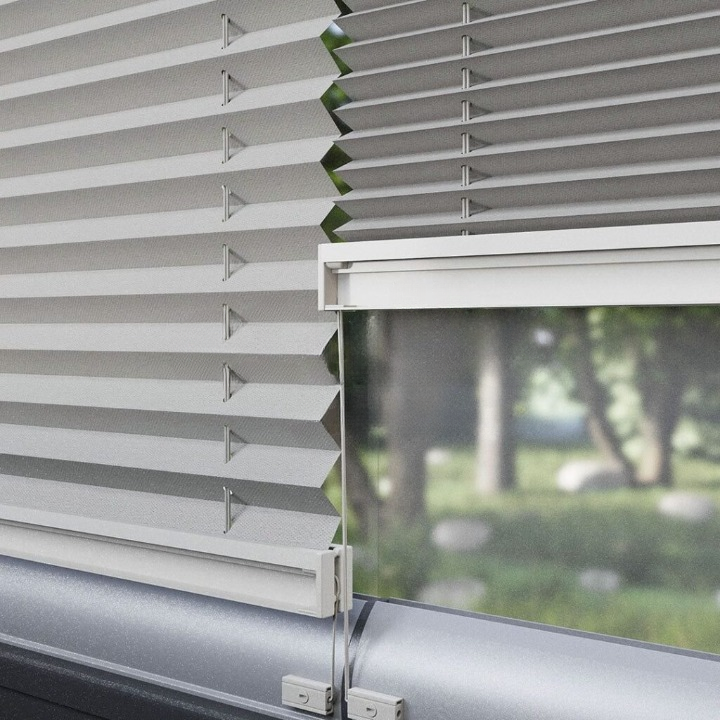 16 MM Cream Dimout Pleated Blind