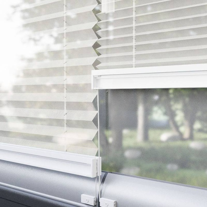 16 MM Ecru Sheer Pleated Blind