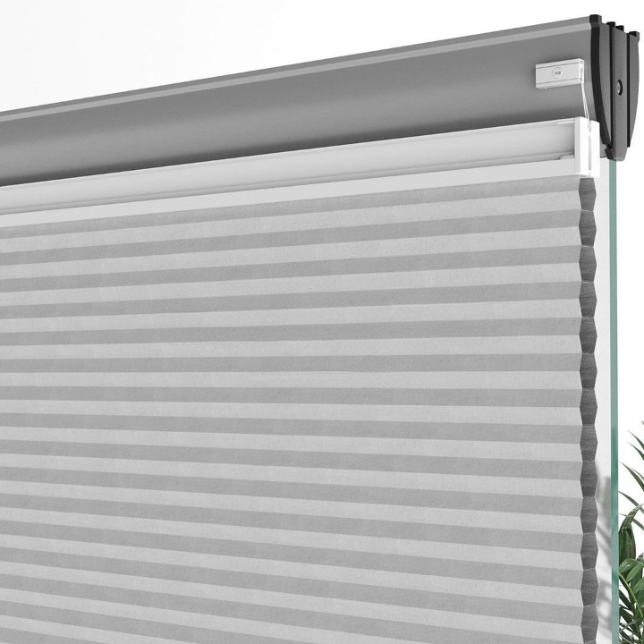 20 MM Honeycomb Light Grey Pleated Blind