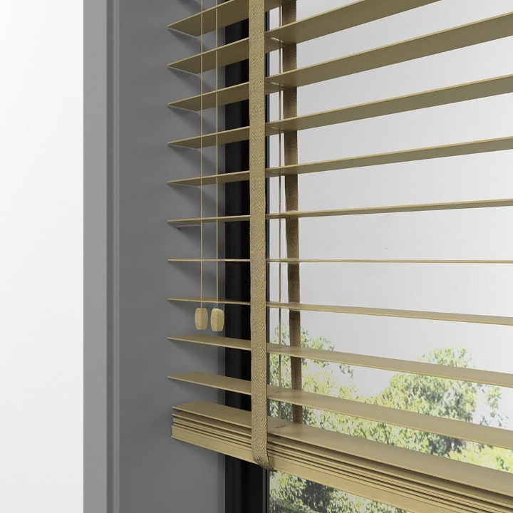35mm Natural Basswood Blinds