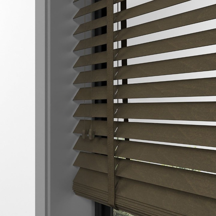 35mm Tiger Eye Basswood Blinds